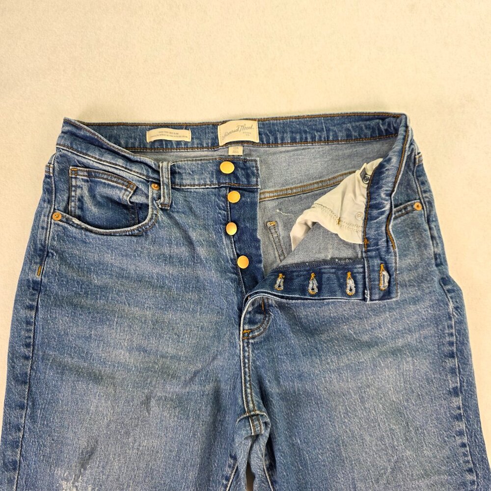 Universal‎ Thread High Rise Slim Straight Jeans Size 12R Blue Stretch Button Fly